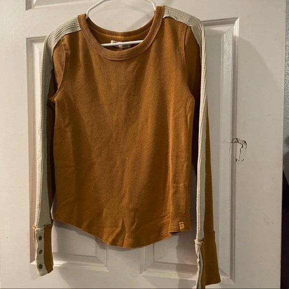 Free People top - Picture 1 of 4